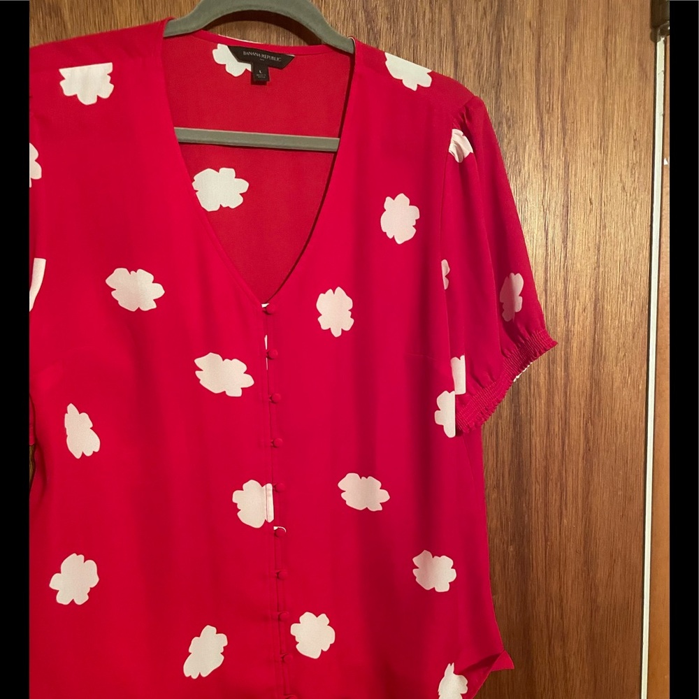 Women’s Banana Republic Shirt